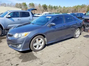 2013 TOYOTA CAMRY