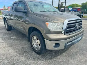 2011 TOYOTA TUNDRA