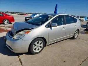 2004 TOYOTA PRIUS