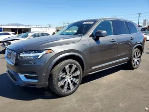 2024 VOLVO XC90