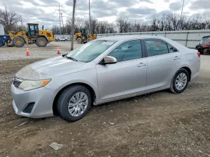 2013 TOYOTA CAMRY