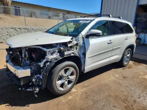 2015 TOYOTA HIGHLANDER