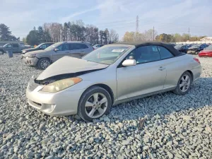 2004 TOYOTA CAMRY SOLA