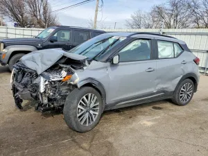 2023 NISSAN KICKS