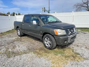 2004 NISSAN TITAN