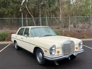 MERCEDES-BENZ 250-CLASS