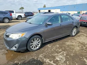 2014 TOYOTA CAMRY