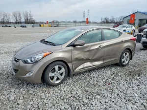 2013 HYUNDAI ELANTRA