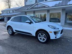 2017 PORSCHE MACAN