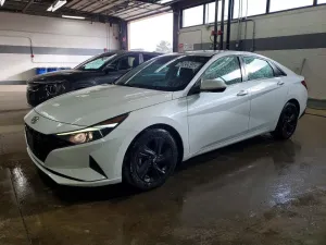 2021 HYUNDAI ELANTRA