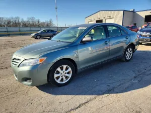 2011 TOYOTA CAMRY