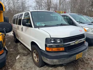 2011 CHEVROLET EXPRESS
