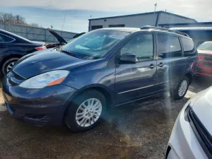 2009 TOYOTA SIENNA