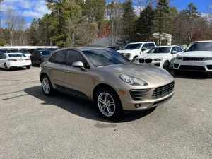 2017 PORSCHE MACAN