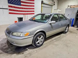 2001 TOYOTA CAMRY