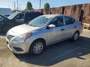 2016 NISSAN VERSA