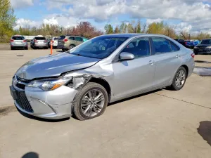 2017 TOYOTA CAMRY