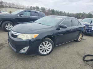 2013 TOYOTA CAMRY