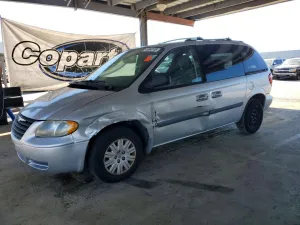 2005 CHRYSLER MINIVAN