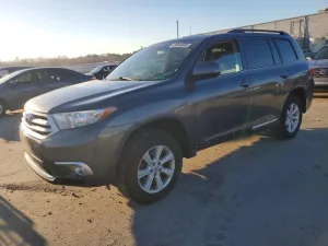 2013 TOYOTA HIGHLANDER
