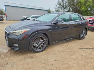 2017 INFINITI QX30