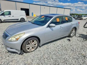 2013 INFINITI G37