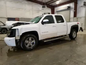 2011 CHEVROLET SILVERADO