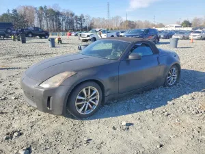 2004 NISSAN 350Z
