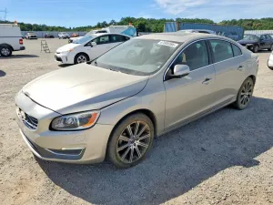 2017 VOLVO S60