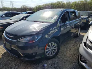 2019 CHRYSLER PACIFICA