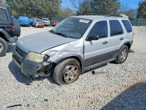 2004 FORD ESCAPE