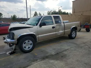 2004 GMC SIERRA