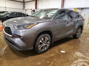 2022 TOYOTA HIGHLANDER