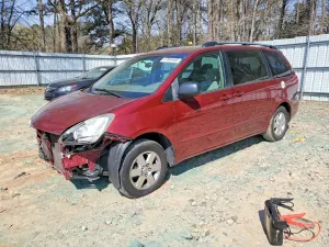 2005 TOYOTA SIENNA