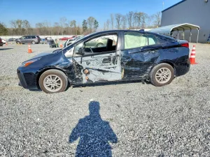 2022 TOYOTA PRIUS