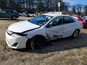 2012 TOYOTA CAMRY SOLA