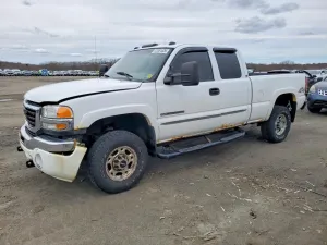 2005 GMC SIERRA