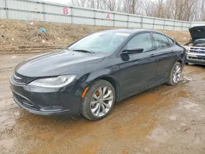 2016 CHRYSLER 200