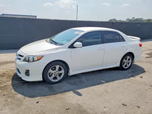 2013 TOYOTA COROLLA