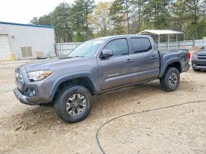2017 TOYOTA TACOMA