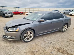 2015 VOLKSWAGEN PASSAT