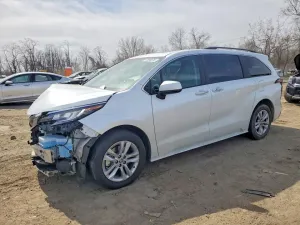 2022 TOYOTA SIENNA