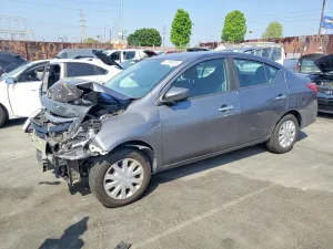 2016 NISSAN VERSA