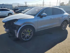 2022 PORSCHE CAYENNE