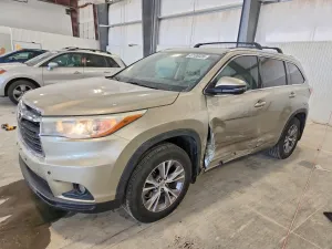 2015 TOYOTA HIGHLANDER