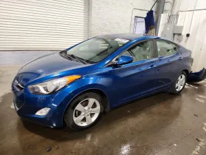 2013 HYUNDAI ELANTRA