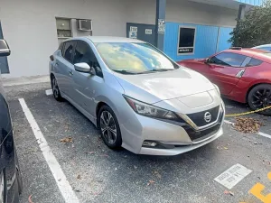 2018 NISSAN LEAF