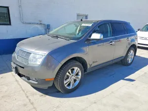 2010 LINCOLN TOWNHOUSE MKX