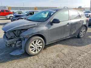 2012 MAZDA 3