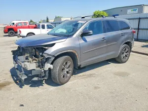 2018 TOYOTA HIGHLANDER